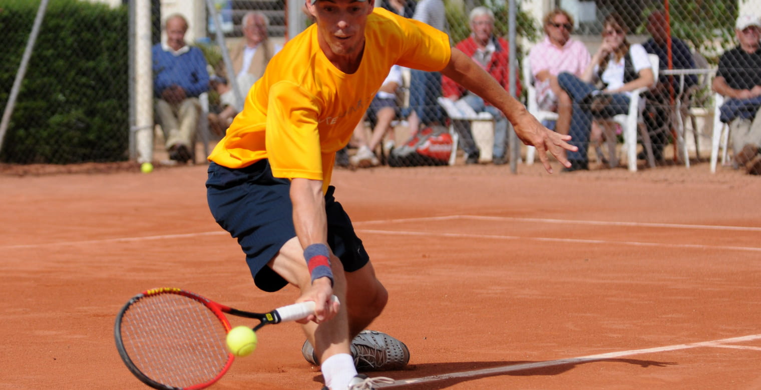 Tournois international de tennis (©Gil Tirlet - Saint-Quay-Portrieux Tennis Club)